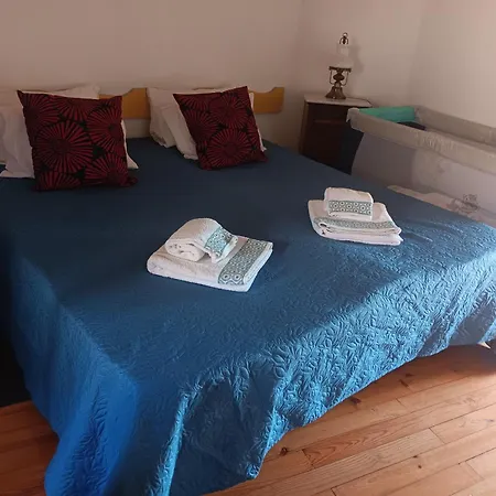 Semesterbostad Recanto Do Largo Linhares (Guarda)